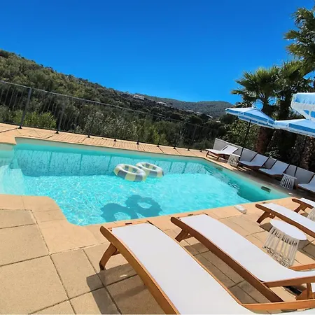 La Bohem'azur Golfe St Tropez 170m2 5 Piscine Magnifique Vue Degagee Deco Boheme Chic Villa Sainte-Maxime