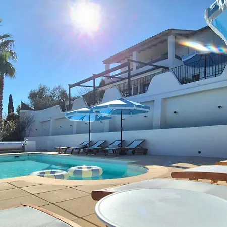La Bohem'azur Golfe St Tropez 170m2 5 Piscine Magnifique Vue Degagee Deco Boheme Chic Villa Sainte-Maxime