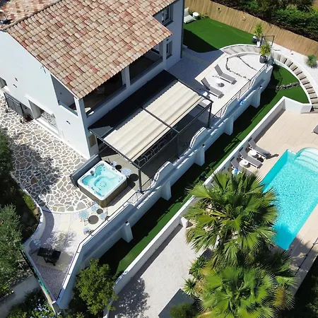 La Bohem'azur Golfe St Tropez 170m2 5 Piscine Magnifique Vue Degagee Deco Boheme Chic Sainte-Maxime