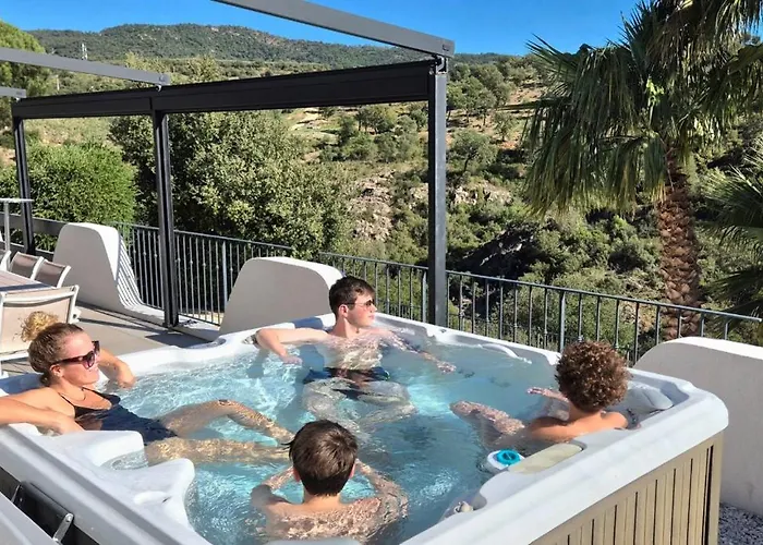Villa La Bohem'azur Golfe St Tropez 170m2 5 Piscine Magnifique Vue Dégagée Déco Bohème Chic *