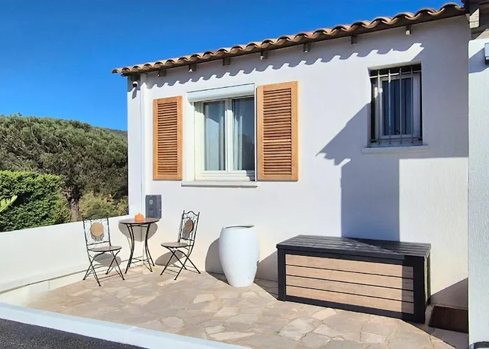 Villa La Bohem'azur Golfe St Tropez 170m2 5 Piscine Magnifique Vue Dégagée Déco Bohème Chic *
